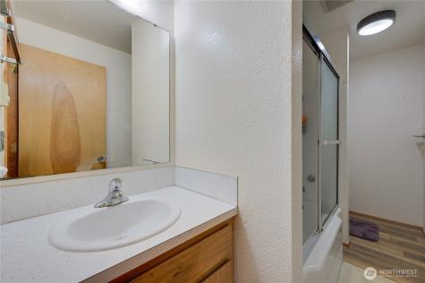 2601 2nd Avenue E Port Orchard WA 98366