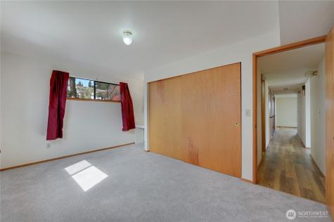 2601 2nd Avenue E Port Orchard WA 98366