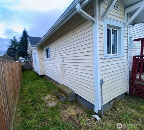 230 S 79th Street Tacoma WA 98408