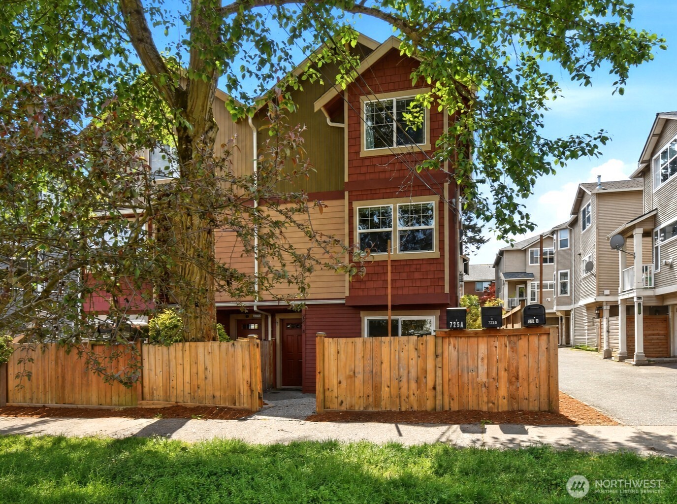 723 N 95th Street Seattle WA 98103