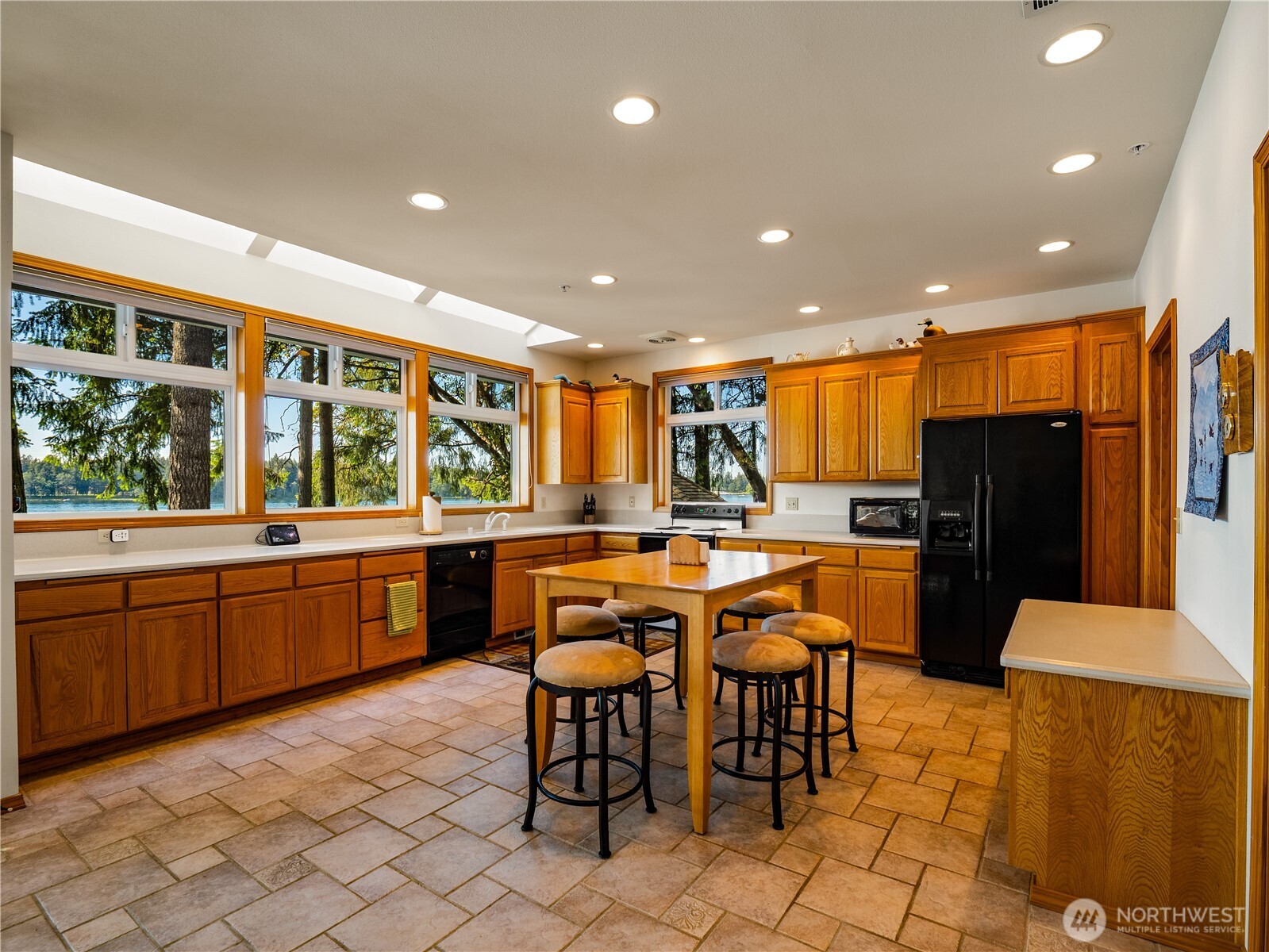 56 Silcox Island Lakewood WA 98498