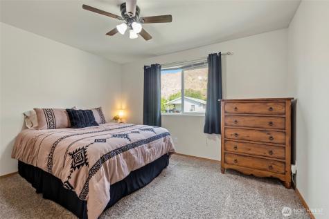 200 W Pleasant Avenue Cashmere WA 98815