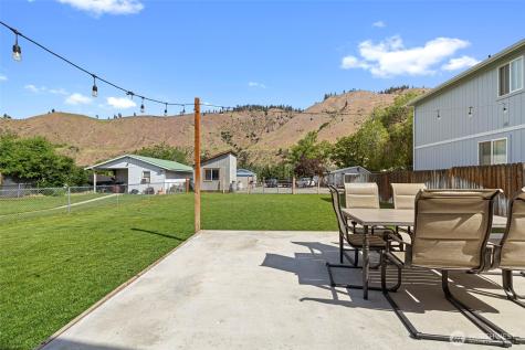 200 W Pleasant Avenue Cashmere WA 98815