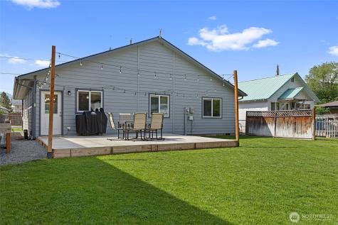 200 W Pleasant Avenue Cashmere WA 98815