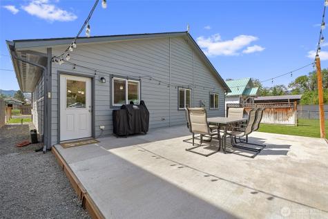 200 W Pleasant Avenue Cashmere WA 98815