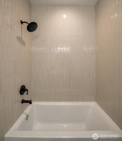 503 S Henderson Street Seattle WA 98108