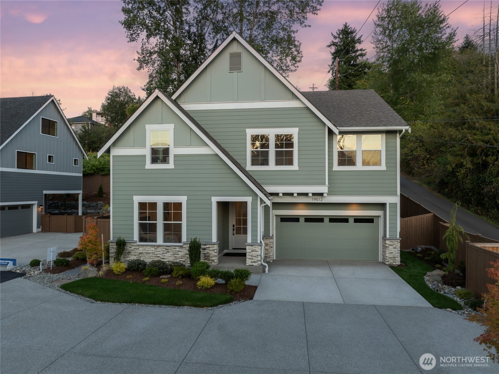 19512 81st Place NE Kenmore WA 98028