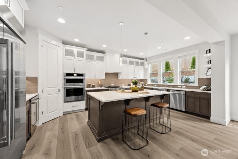19512 81st Place NE Kenmore WA 98028