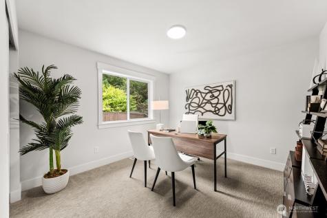 19512 81st Place NE Kenmore WA 98028