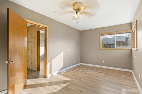107 W 2nd Street Cle Elum WA 98922