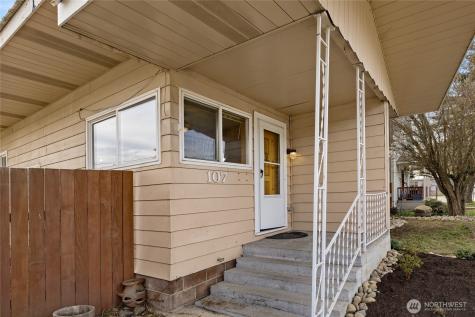 107 W 2nd Street Cle Elum WA 98922