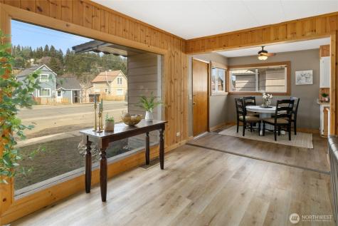 107 W 2nd Street Cle Elum WA 98922