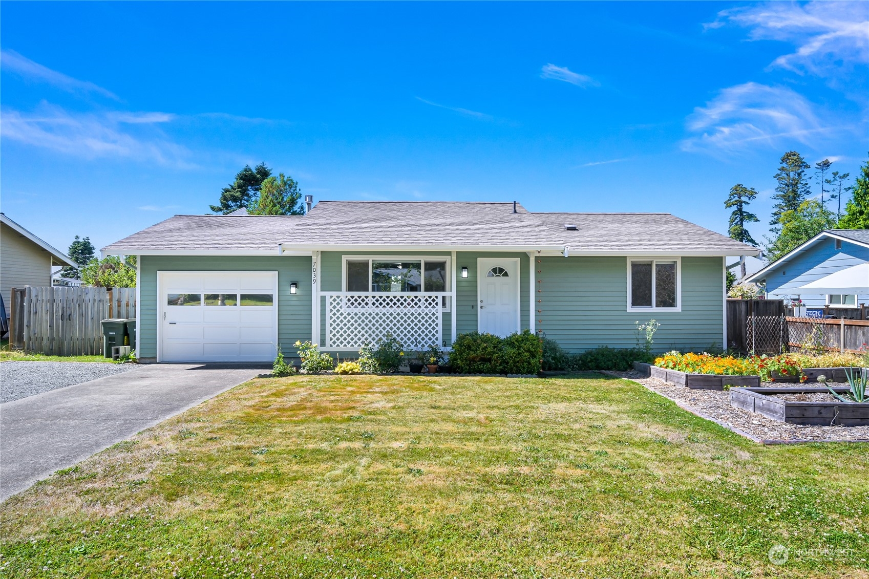7039 Helweg Lane Blaine WA 98230