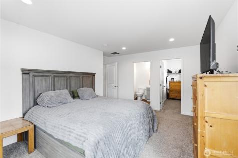 1259 Theo Way Rock Island WA 98850