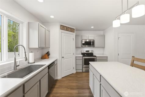 1259 Theo Way Rock Island WA 98850