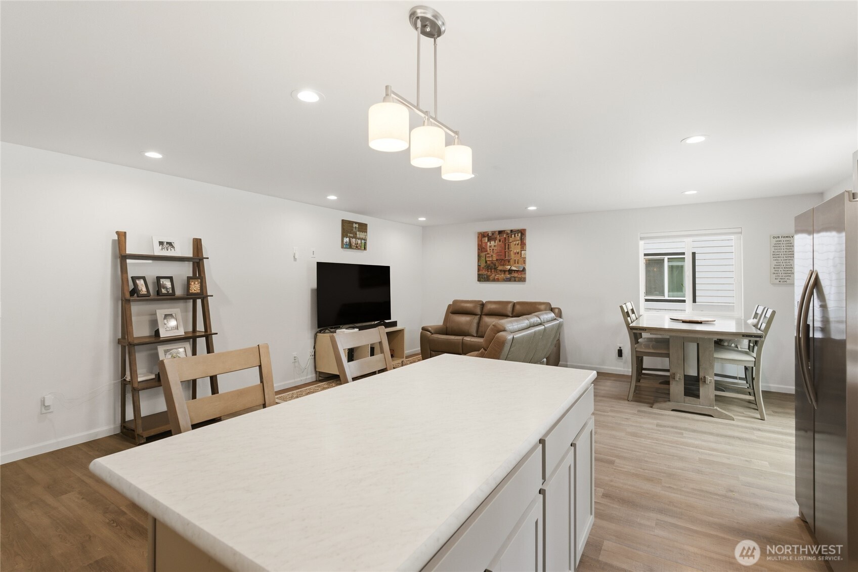 1259 Theo Way Rock Island WA 98850