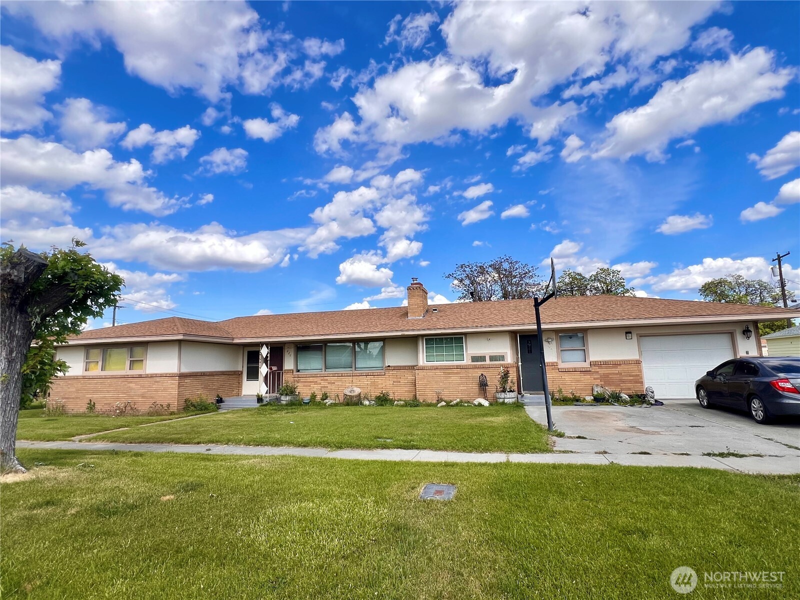 426 S Almira Avenue Connell WA 99326