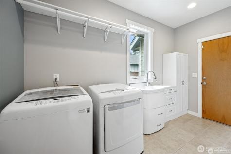 13123 320th Street Court E Graham WA 98338