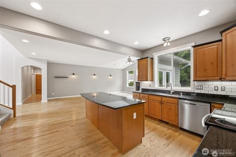 13123 320th Street Court E Graham WA 98338