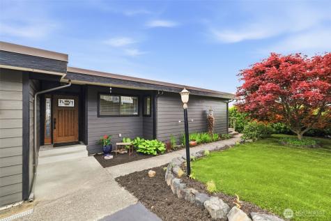 5578 Broad View Avenue NE Tacoma WA 98422