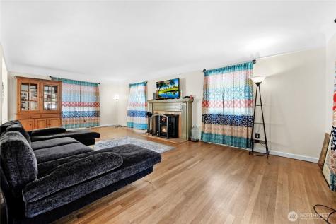 105 N 5th Street Mount Vernon WA 98273