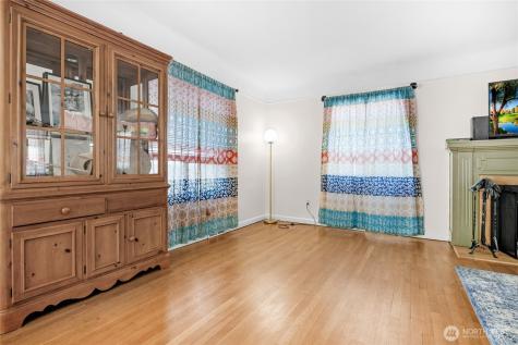 105 N 5th Street Mount Vernon WA 98273