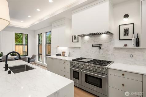16026 Main Street Bellevue WA 98008