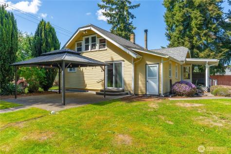 6713 128th Street E Puyallup WA 98373