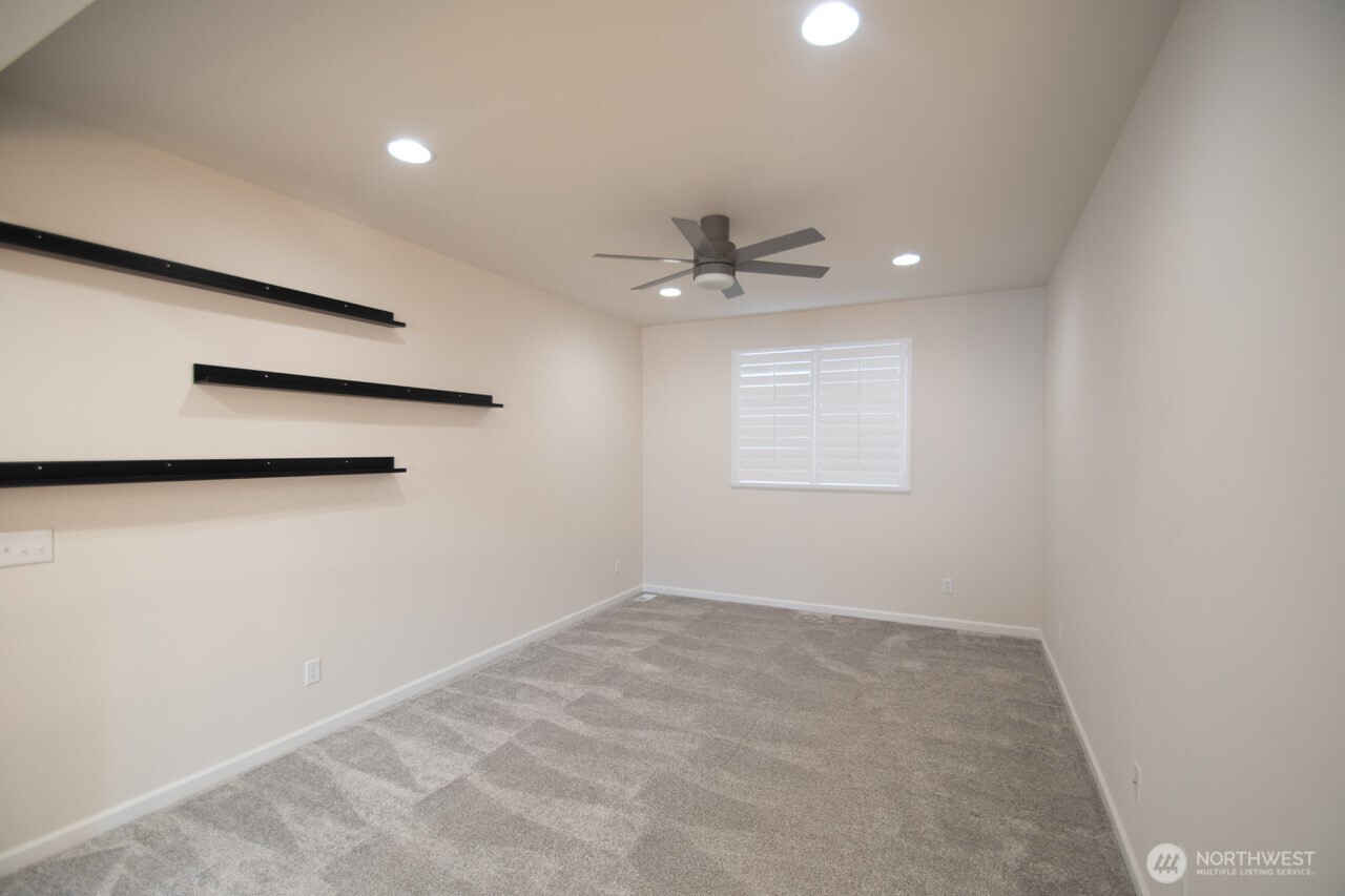 771 SE Nordmann Loop Port Orchard WA 98366