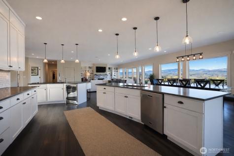 149 Clos Chevalle Road Chelan WA 98816