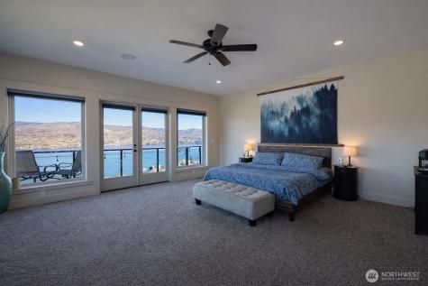 149 Clos Chevalle Road Chelan WA 98816