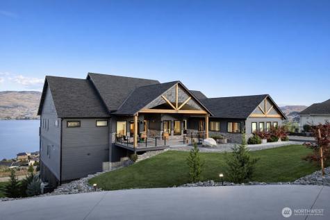 149 Clos Chevalle Road Chelan WA 98816