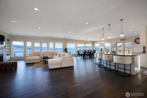 149 Clos Chevalle Road Chelan WA 98816