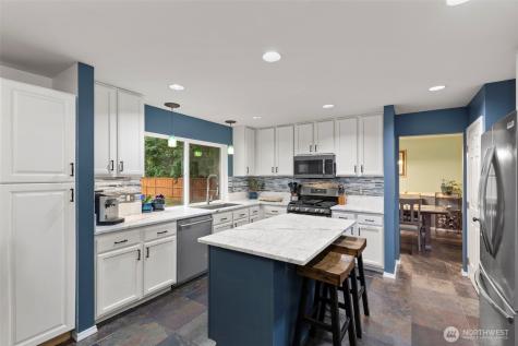 23568 Brixton Place NW Poulsbo WA 98370