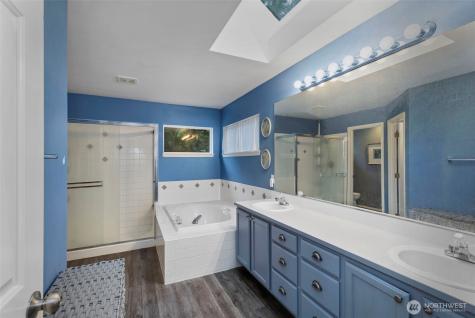 23568 Brixton Place NW Poulsbo WA 98370