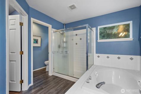 23568 Brixton Place NW Poulsbo WA 98370