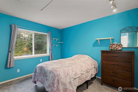 23568 Brixton Place NW Poulsbo WA 98370