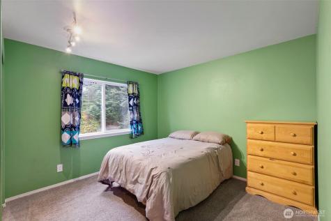 23568 Brixton Place NW Poulsbo WA 98370