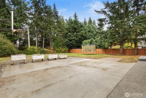 23568 Brixton Place NW Poulsbo WA 98370