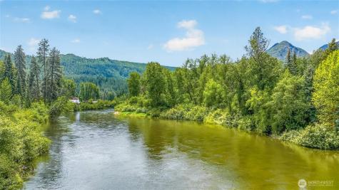 12786 Shore Street Leavenworth WA 98826