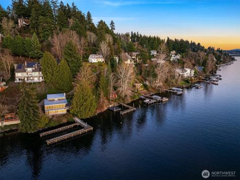8025 W Mercer Way Mercer Island WA 98040