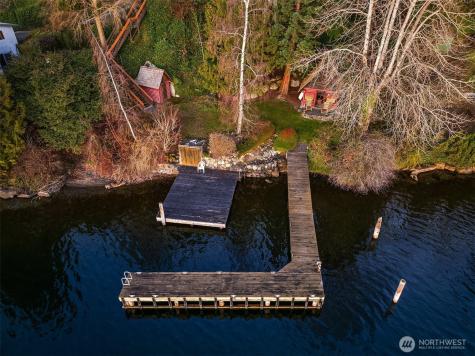 8025 W Mercer Way Mercer Island WA 98040
