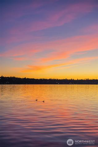 8025 W Mercer Way Mercer Island WA 98040