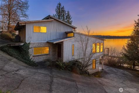 8025 W Mercer Way Mercer Island WA 98040