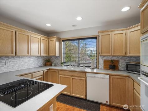 2518 18th Street SE Puyallup WA 98374