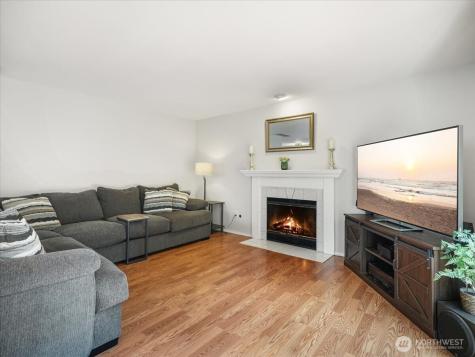 2518 18th Street SE Puyallup WA 98374