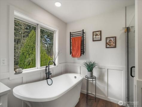 2518 18th Street SE Puyallup WA 98374