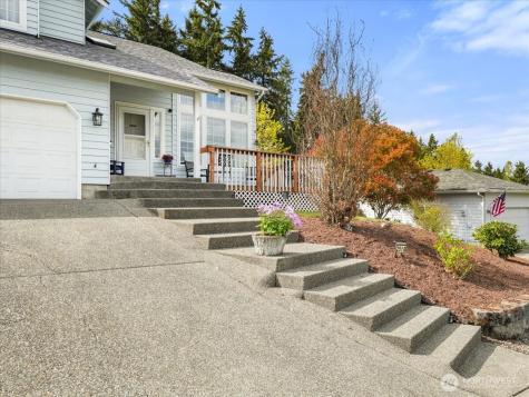 2518 18th Street SE Puyallup WA 98374
