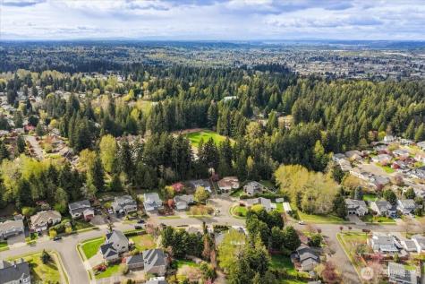 2518 18th Street SE Puyallup WA 98374