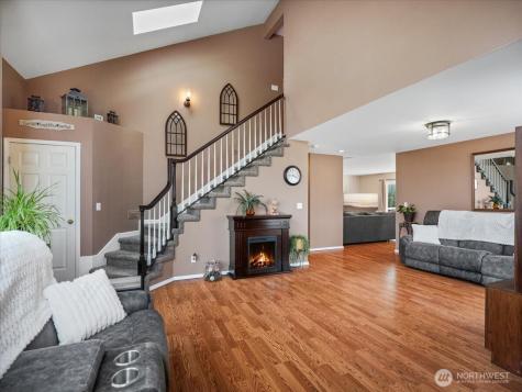 2518 18th Street SE Puyallup WA 98374